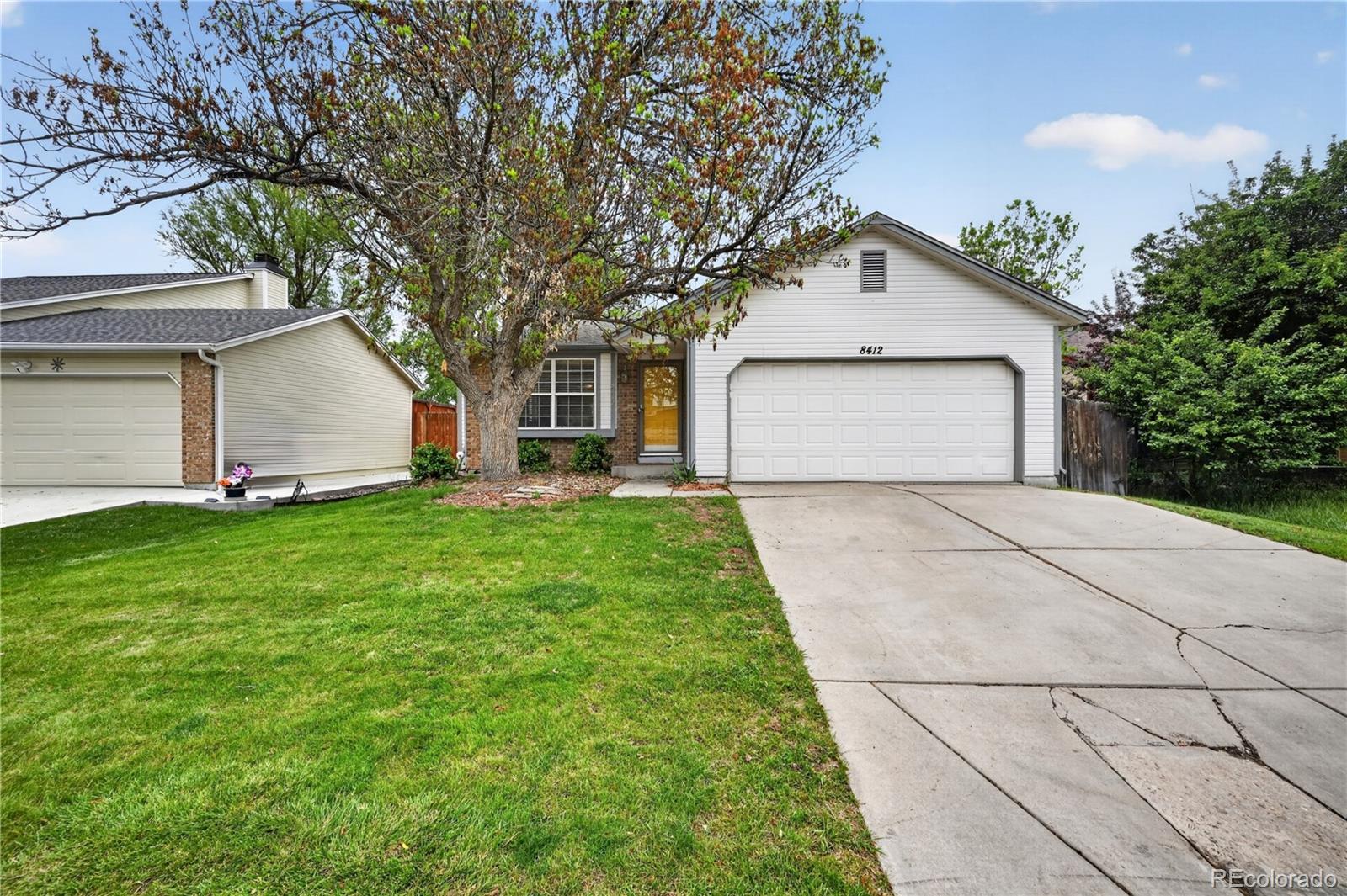 Cottonwood Parker Home | MLS #: 97973388412  Wheatgrass Circle, Parker Beds: 4 Baths: 2 Price: $459,900