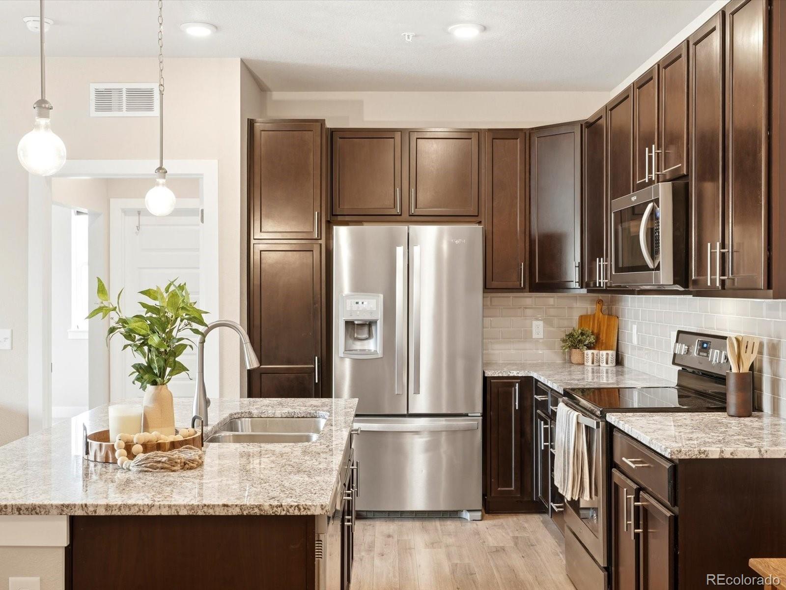  Arvada Condo / Townhome | MLS #: 859358215345 W 64th Lane 306, Arvada Beds: 2 Baths: 2 Price: $430,000
