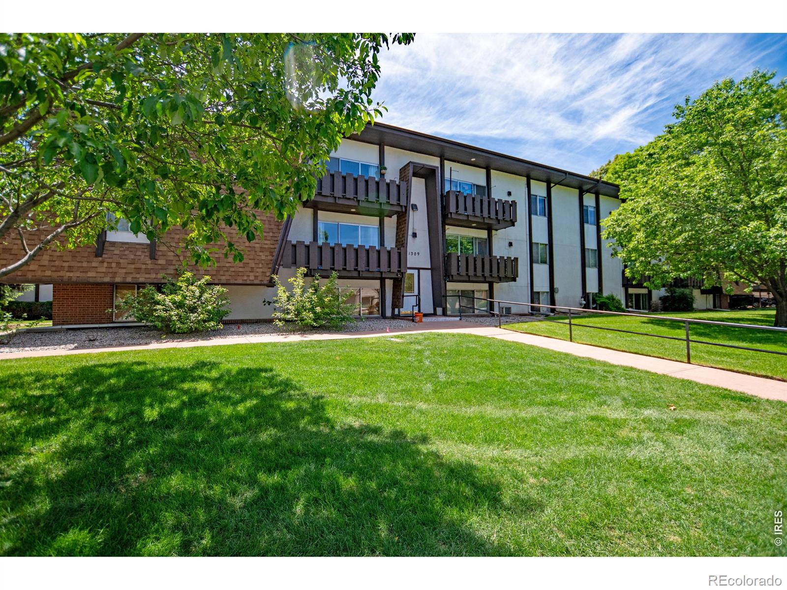 1309 kirkwood drive, Fort Collins sold home. Closed on 2026-07-13 for $255,000.