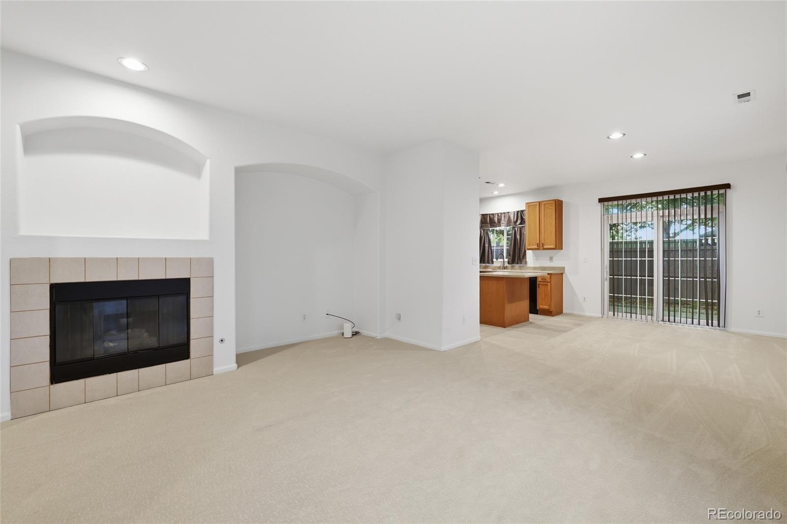 Peninsula Aurora Condo / Townhome | MLS #: 6297434111  Granby Way C, Aurora Beds: 3 Baths: 3 Price: $349,000