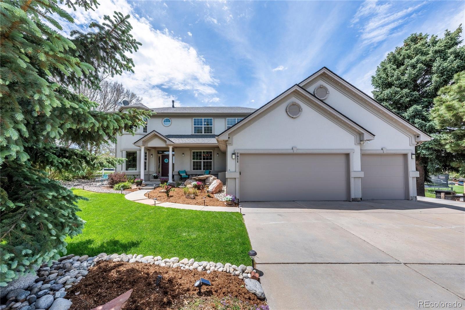  Castle Pines Home | MLS #: 37006777911  Beverly Boulevard, Castle Pines Beds: 4 Baths: 5 Price: $985,000