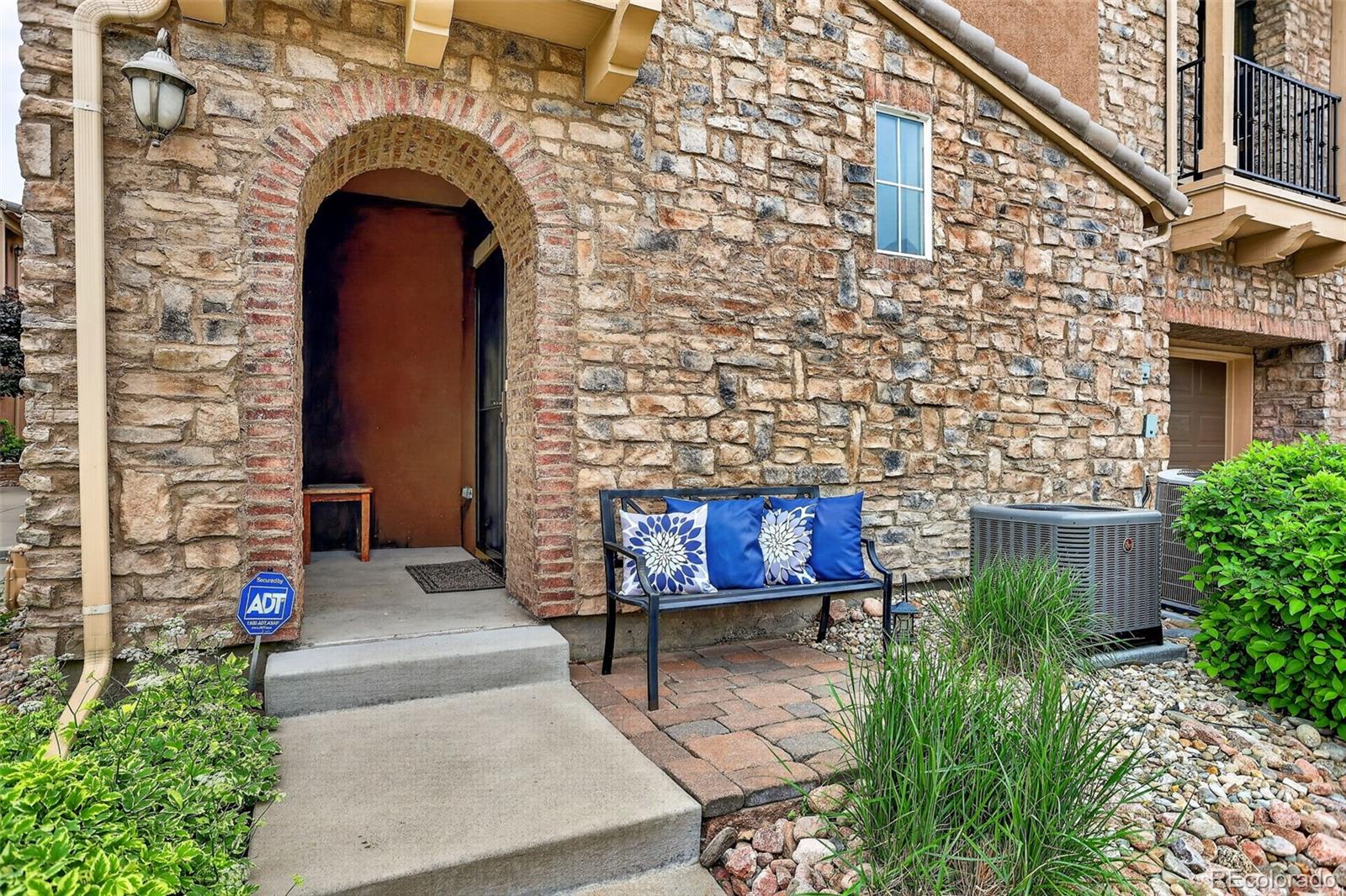 Tresana Highlands Ranch Condo / Townhome | MLS #: 52453633331  Cascina Circle D, Highlands Ranch Beds: 2 Baths: 2 Price: $490,000