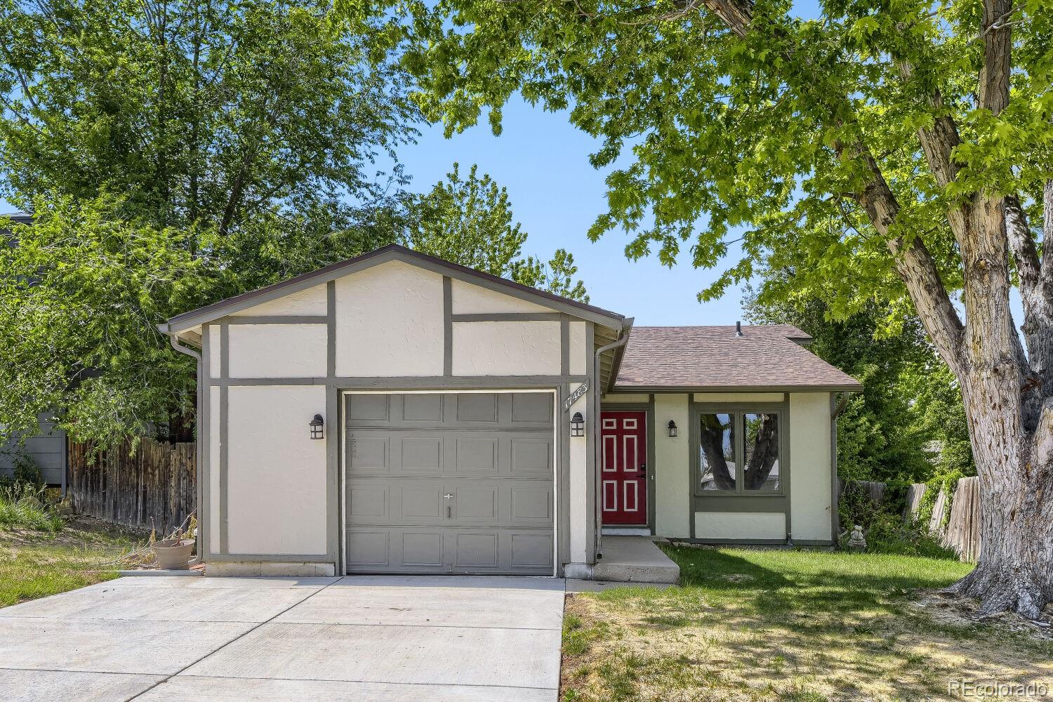  Aurora Home | MLS #: 704728117483 E Temple Drive, Aurora Beds: 3 Baths: 2 Price: $400,000