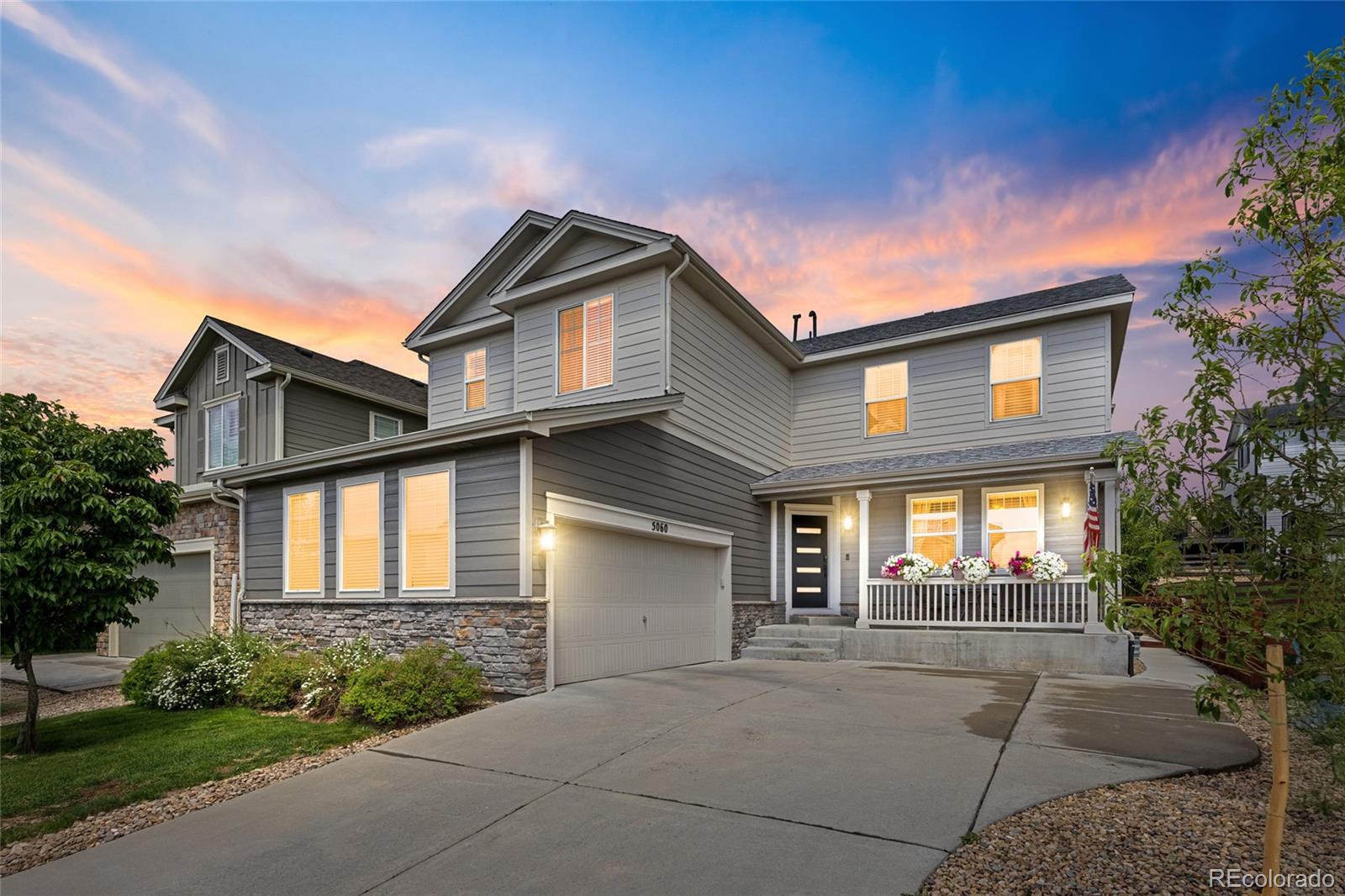Cox Aurora Home | MLS #: 85421145060 S Riviera Court, Aurora Beds: 5 Baths: 4 Price: $685,000