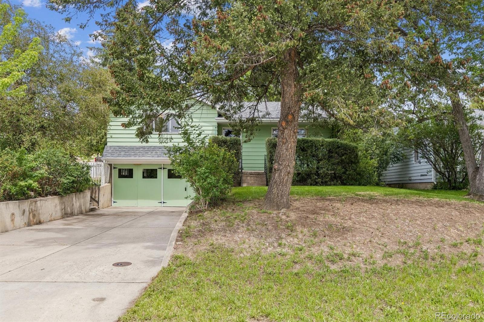  Castle Rock Home | MLS #: 9398359322 N Gilbert Street, Castle Rock Beds: 3 Baths: 2 Price: $450,000