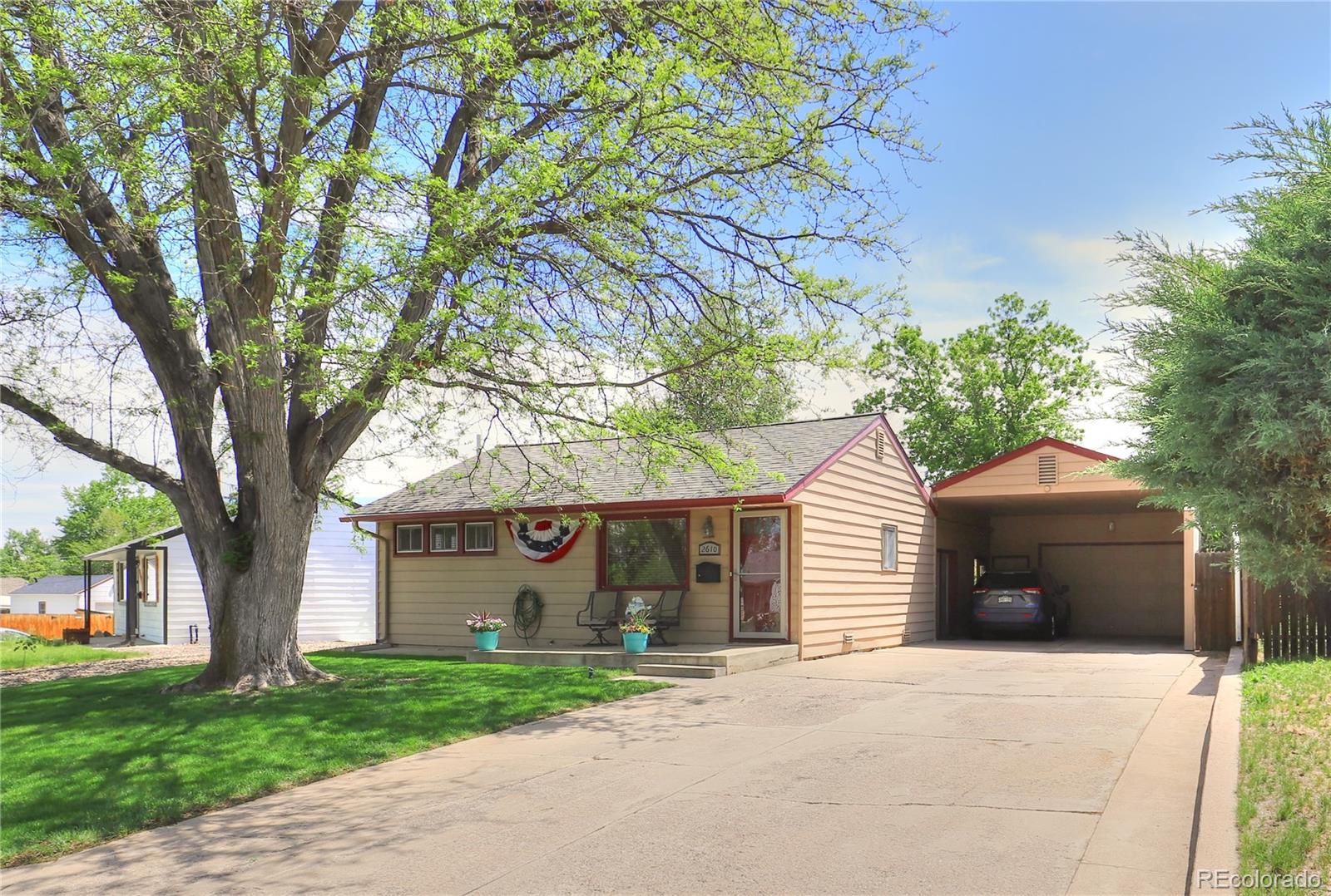 Harvey Park Denver Home | MLS #: 61105132610 S King Street, Denver Beds: 3 Baths: 2 Price: $475,000