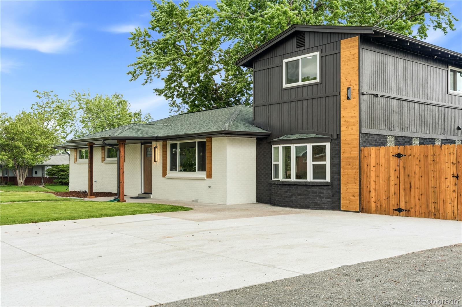  Arvada Home | MLS #: 95690769300 W 53rd Place, Arvada Beds: 5 Baths: 3 Price: $599,000