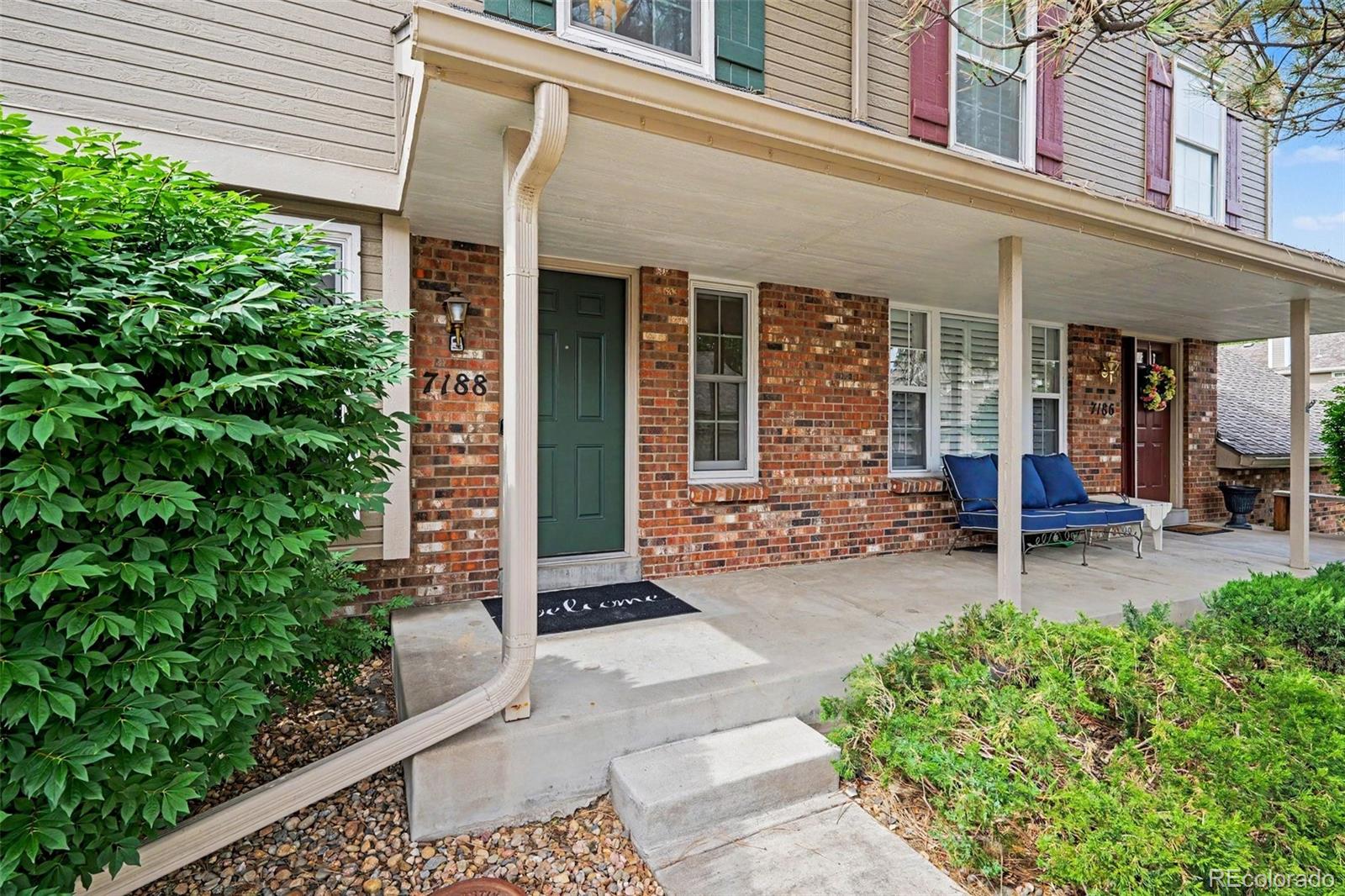  Centennial Condo / Townhome | MLS #: 86101277188 E Bentley Circle , Centennial Beds: 2 Baths: 4 Price: $500,000