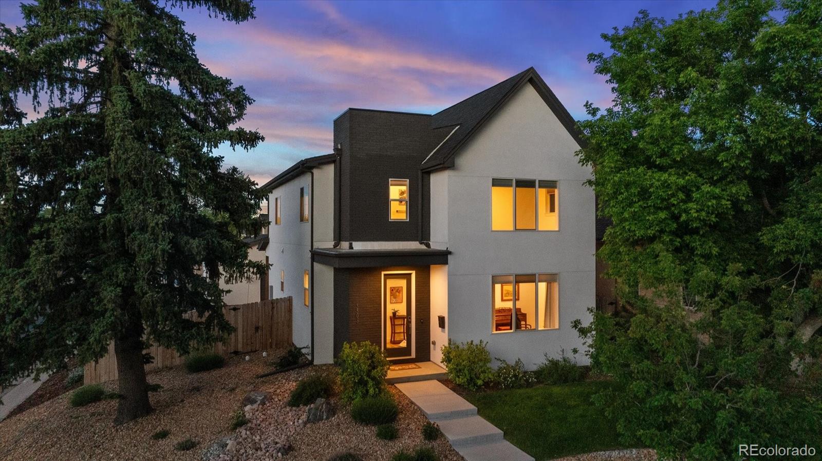  Littleton Home | MLS #: 70157805508 S Foresthill Street, Littleton Beds: 4 Baths: 4 Price: $1,175,000