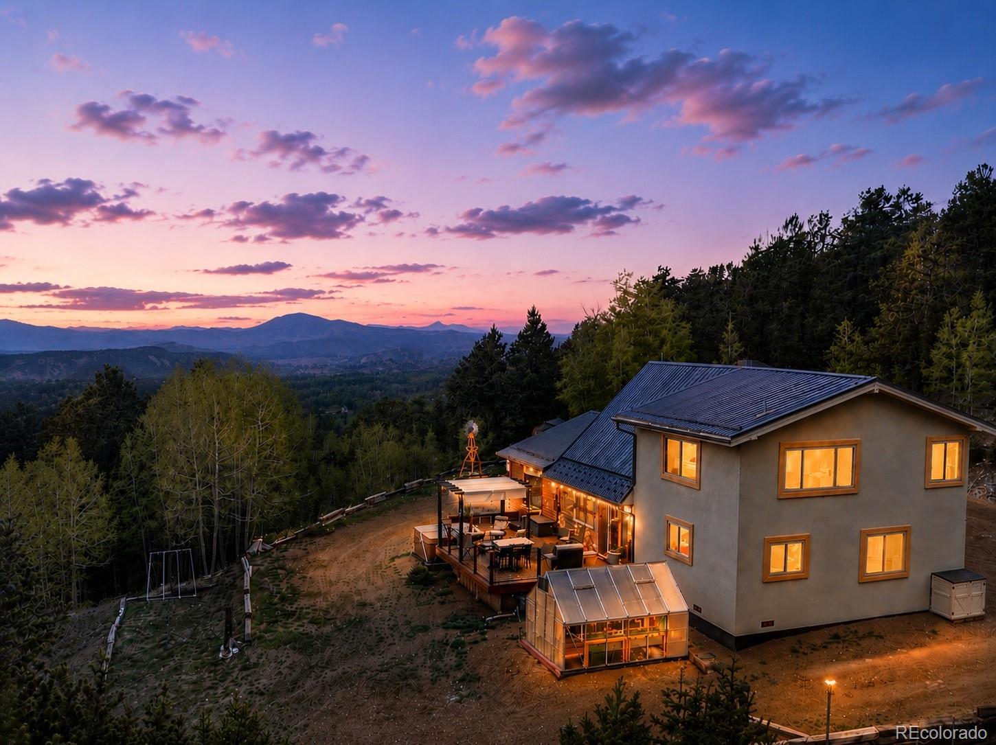 1052 crown point circle, Cripple Creek sold home. Closed on 2026-09-08 for $580,000.