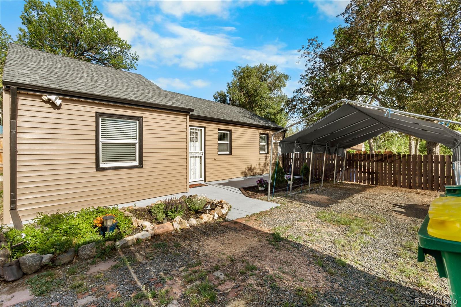  Westminster Home | MLS #: 21906164122 W 76th Avenue, Westminster Beds: 2 Baths: 1 Price: $380,000