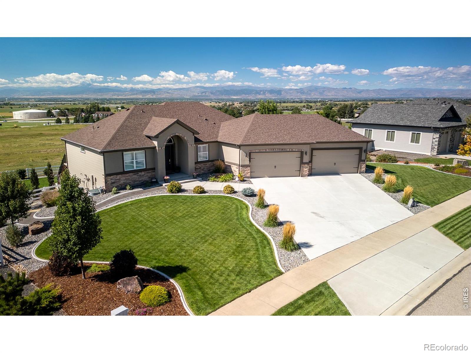 3789  bridle ridge circle, Severance sold home. Closed on 2026-08-28 for $962,000.