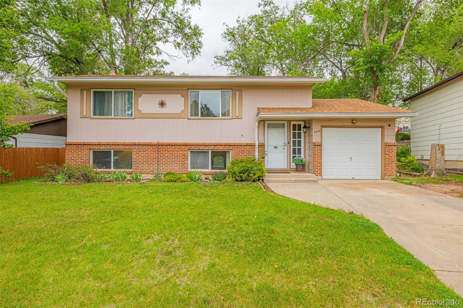  Colorado Springs Home | MLS #: 68371704224  Whittier Drive, Colorado Springs Beds: 3 Baths: 2 Price: $349,000