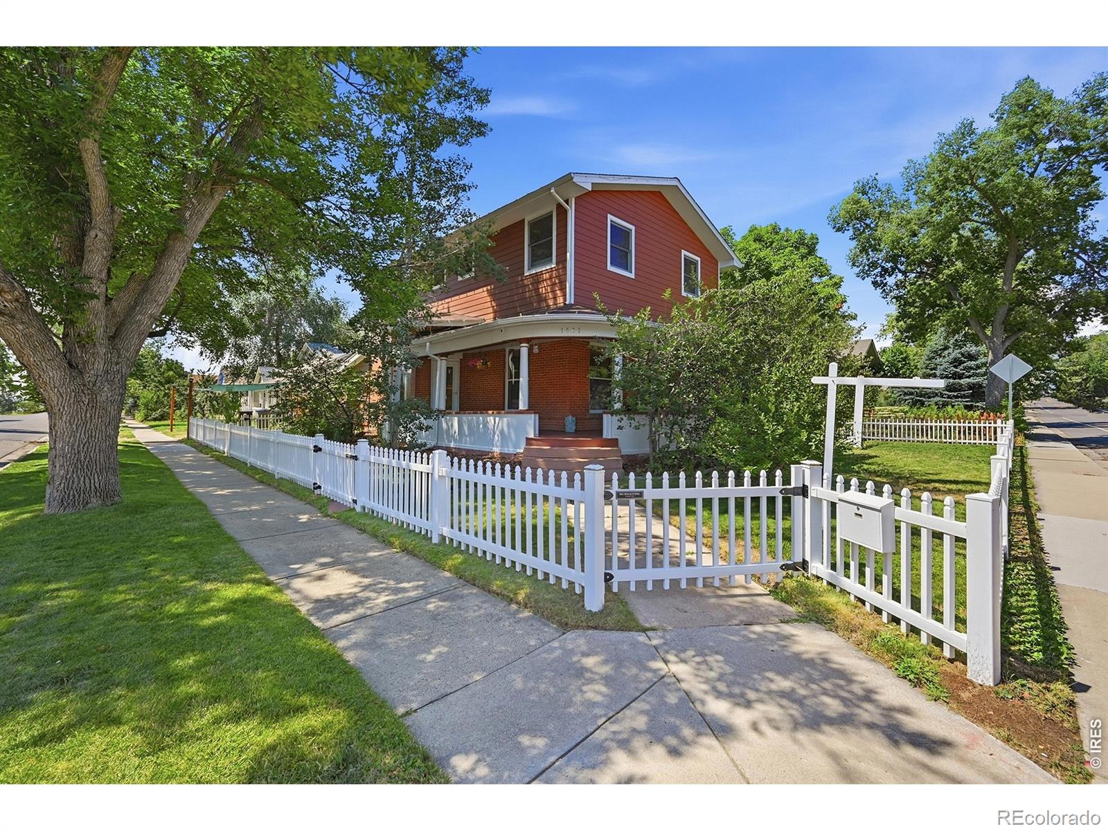  Longmont Home | MLS #: 45678910604141401  3rd Avenue, Longmont Beds: 4 Baths: 3 Price: $885,000