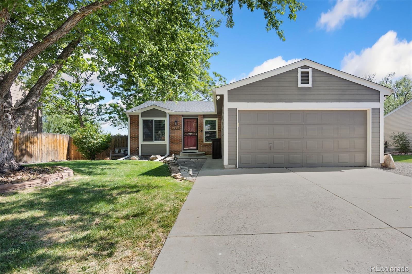  Littleton Home | MLS #: 16130409465 W Wagon Trail Drive, Littleton Beds: 4 Baths: 3 Price: $599,950