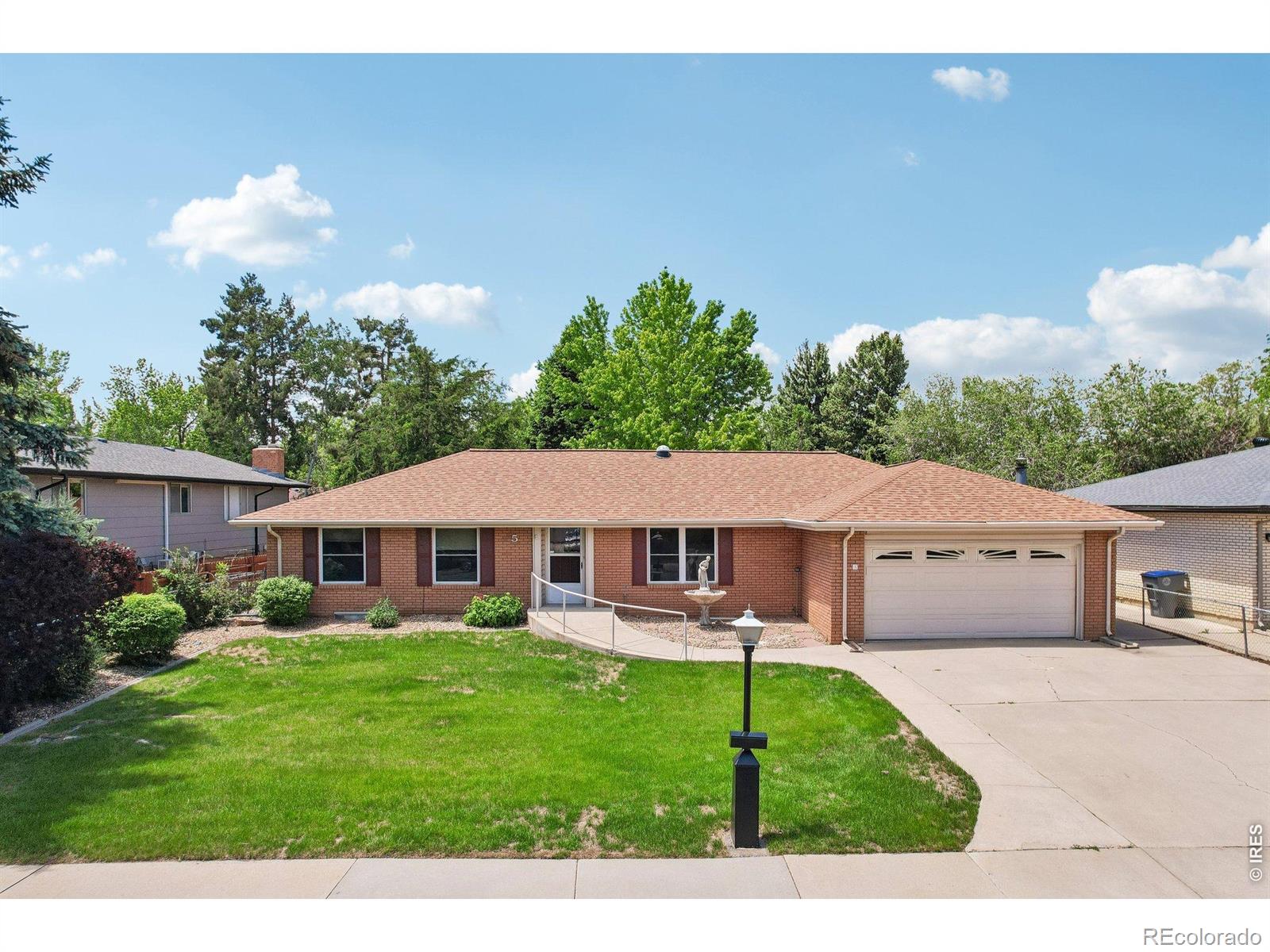  Longmont Home | MLS #: 45678910604515  University Drive, Longmont Beds: 4 Baths: 3 Price: $625,000