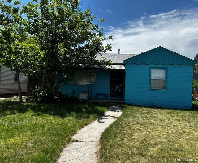 Zurchers Aurora Home | MLS #: 35469741209  Newark Street, Aurora Beds: 2 Baths: 1 Price: $285,000