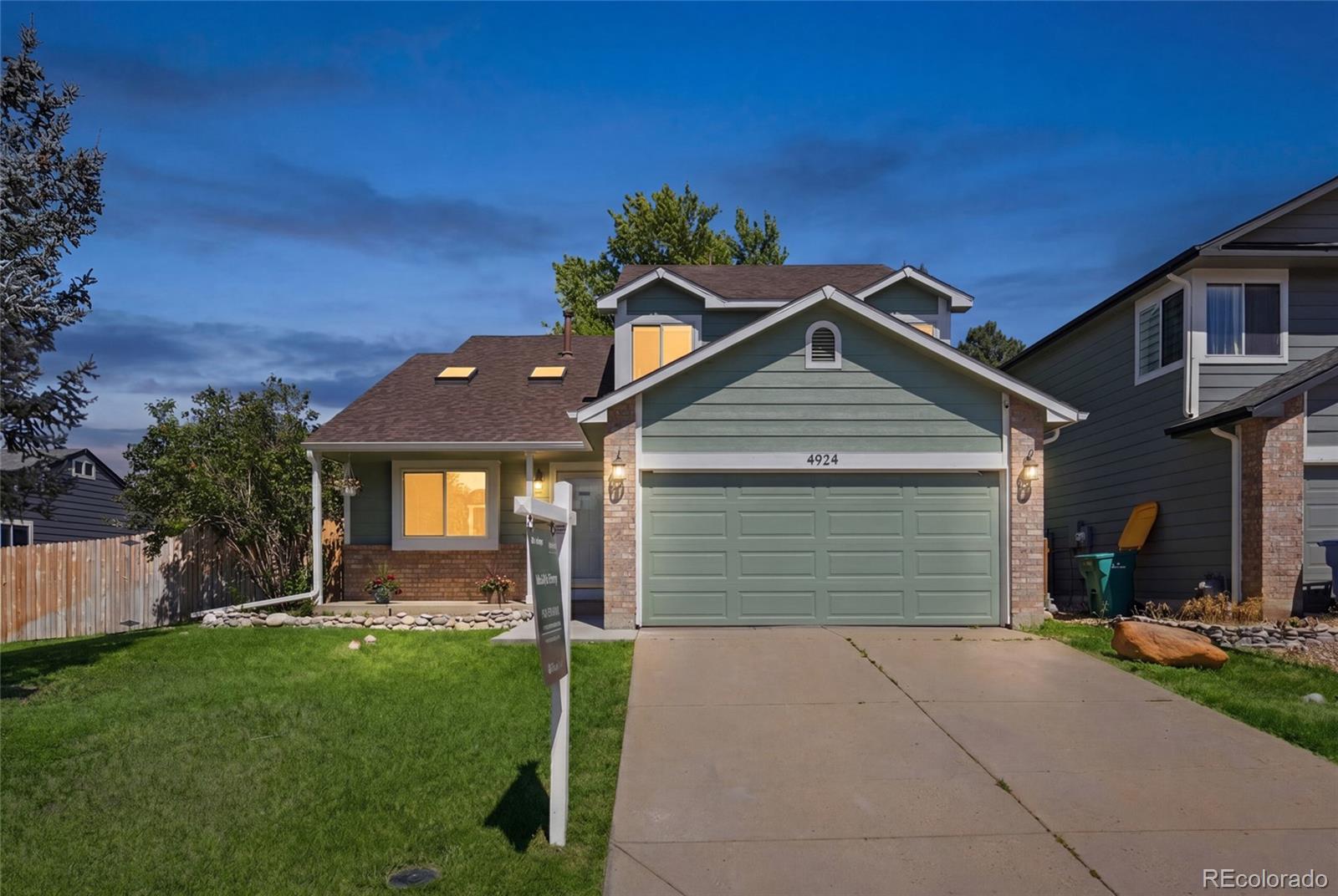 Fox Hill Centennial Home | MLS #: 95349264924 S Dunkirk Way, Centennial Beds: 4 Baths: 3 Price: $520,000