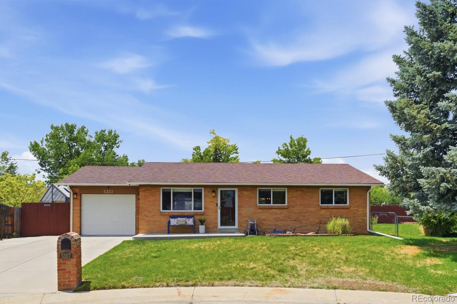  Arvada Home | MLS #: 33966735357  Field Circle, Arvada Beds: 3 Baths: 2 Price: $625,000