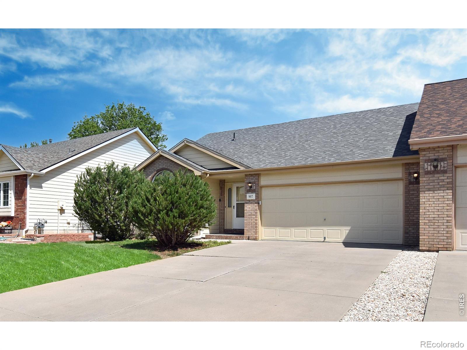 Johnstown Home | MLS #: 4567891060923907 N 4th Street, Johnstown Beds: 2 Baths: 2 Price: $410,000