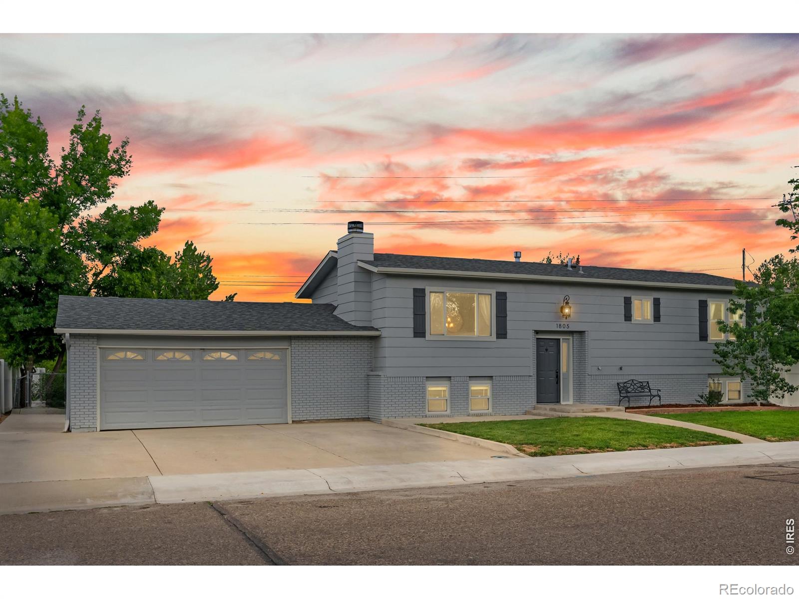 Loch Lon Loveland Home | MLS #: 45678910609701805  10th Street, Loveland Beds: 5 Baths: 3 Price: $575,000