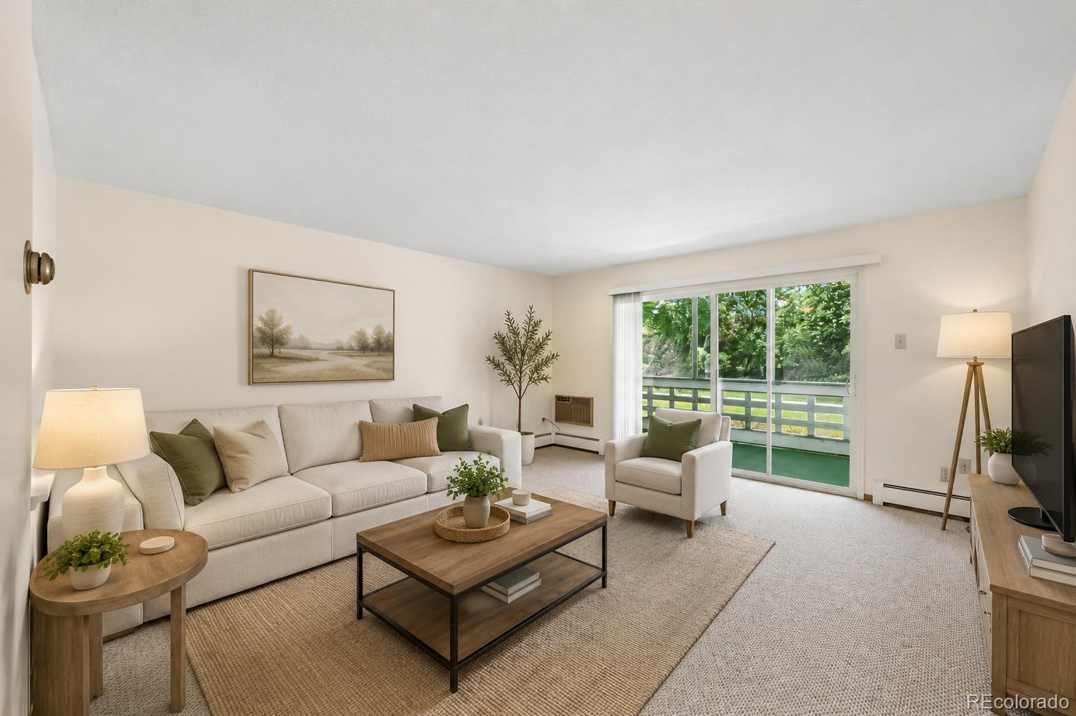 Windsor Gardens Denver Condo / Townhome | MLS #: 4636046655 S Alton Way 2A, Denver Beds: 2 Baths: 1 Price: $149,000