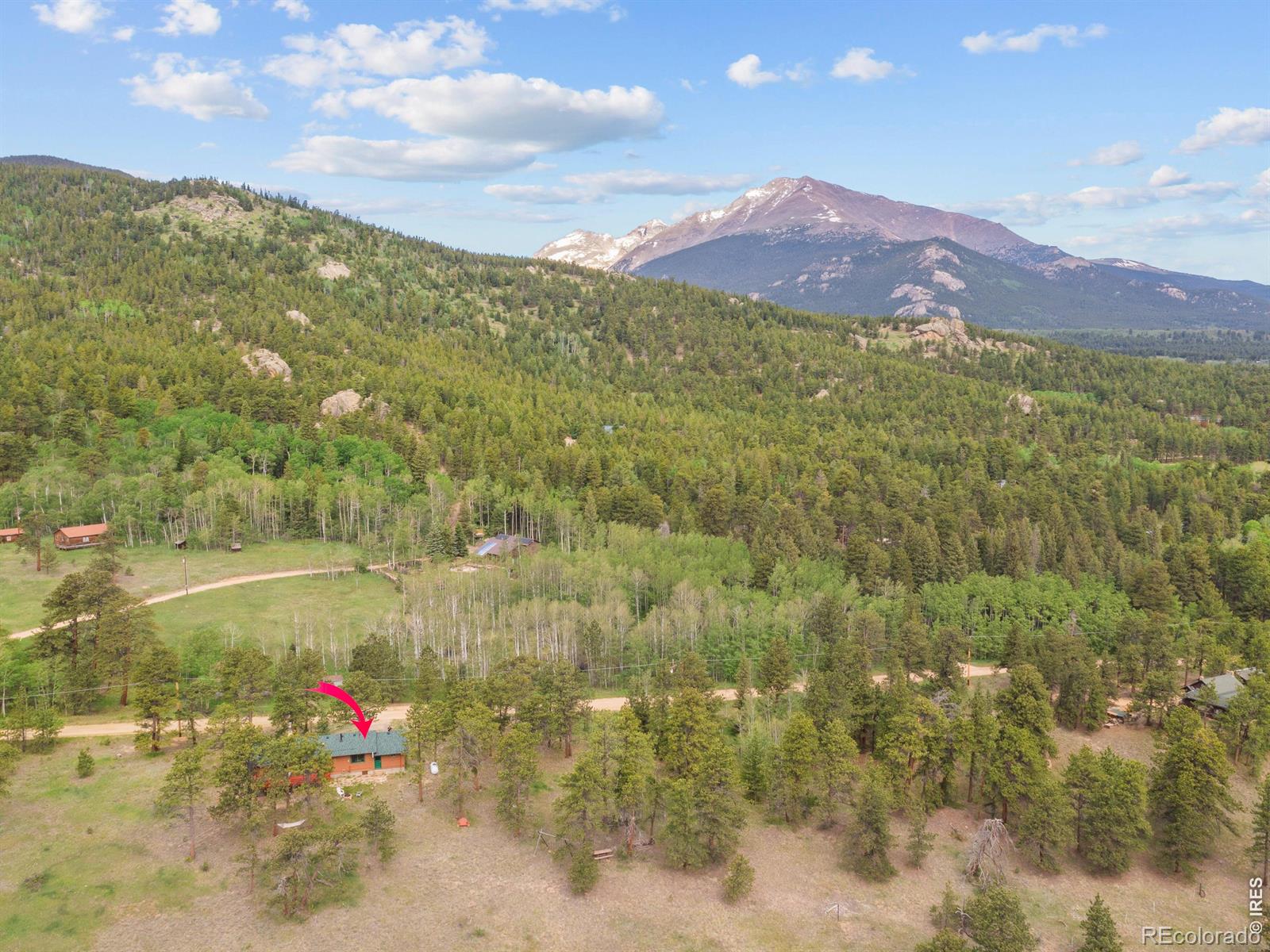 839  ski road, Allenspark sold home. Closed on 2026-09-24 for $558,400.