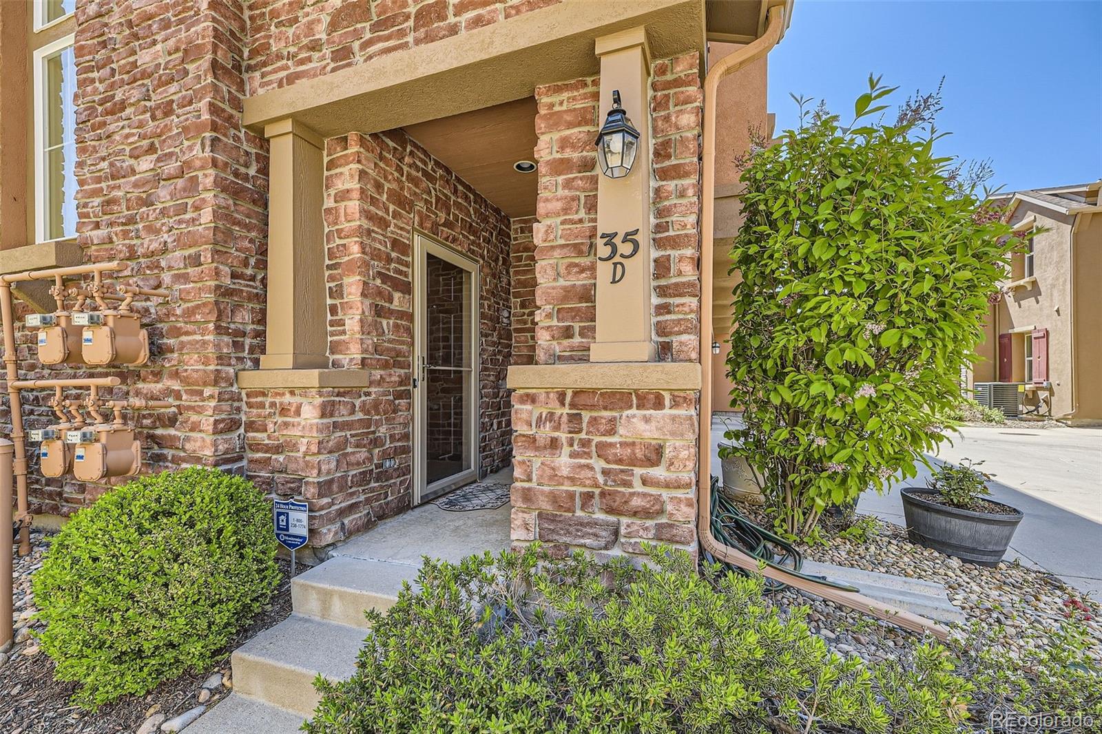 10578 parkington lane, highlands ranch sold home. Closed on 2026-09-15 for $308,225.