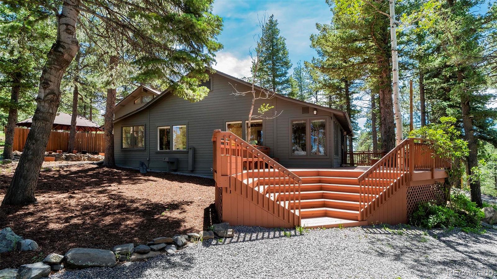  Golden Home | MLS #: 749832325997  Mountain View Road, Golden Beds: 3 Baths: 2 Price: $969,000