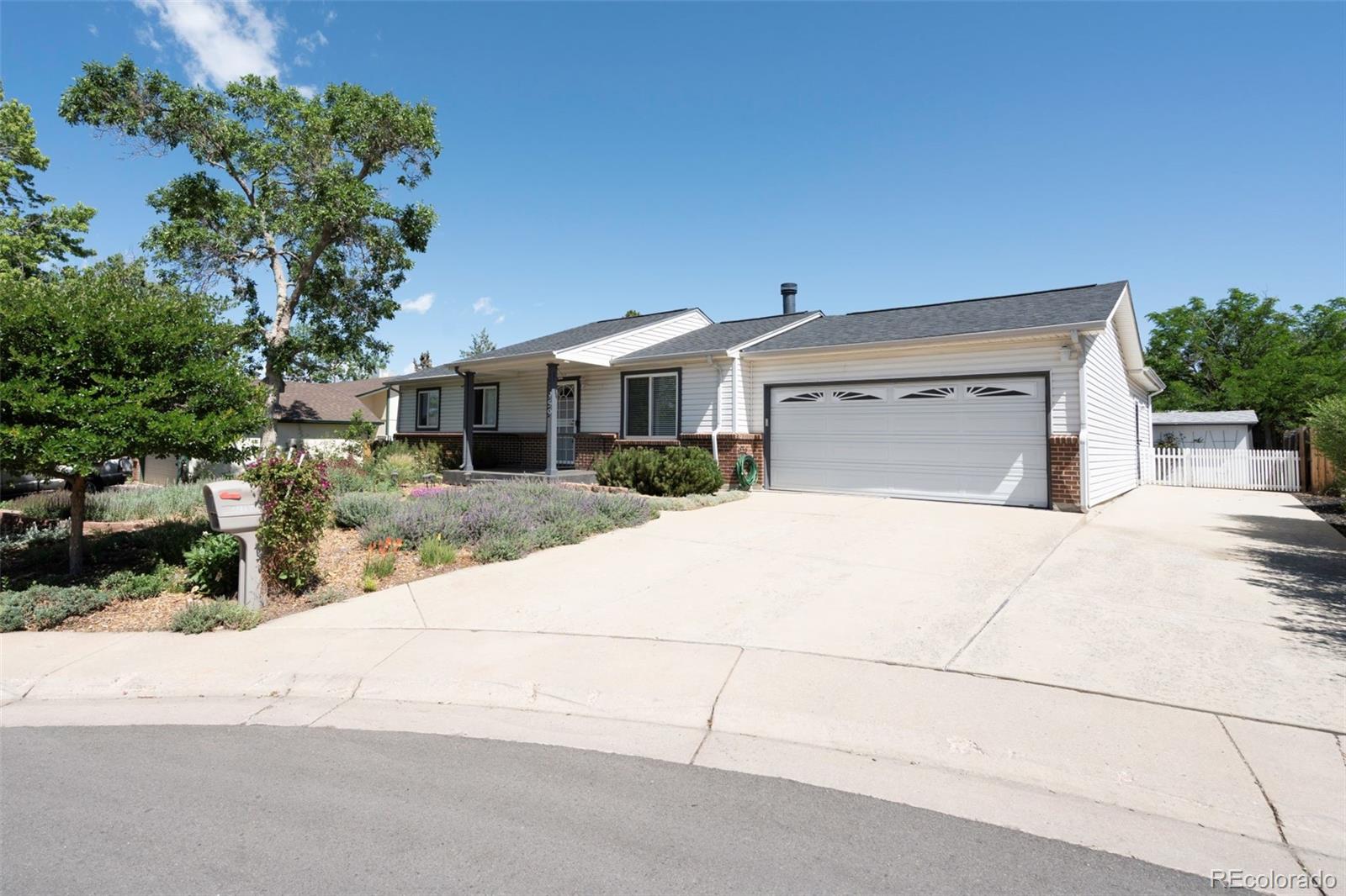 Summer Valley Aurora Home | MLS #: 782235717959 E Oxford Place, Aurora Beds: 5 Baths: 2 Price: $539,000