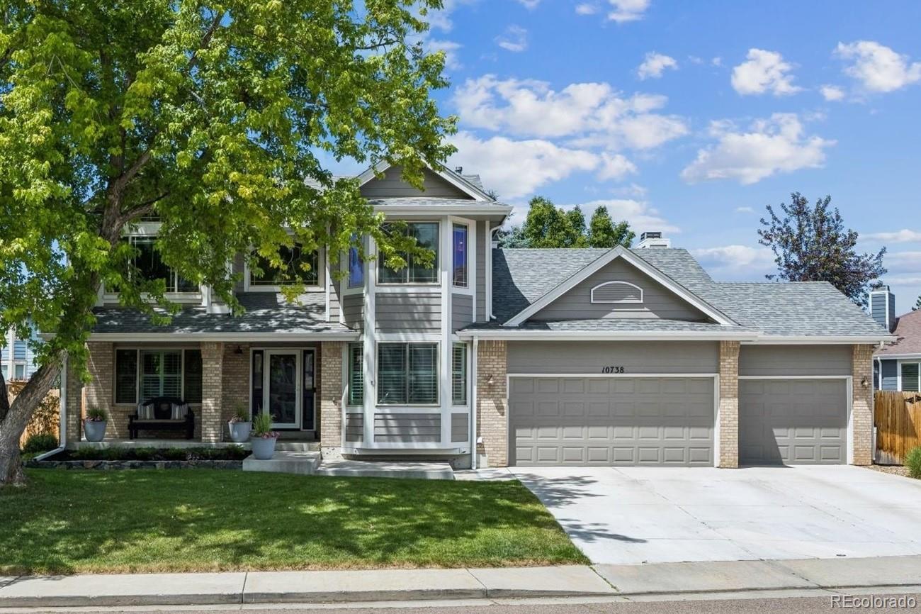  Littleton Home | MLS #: 276403210738 W Roxbury Avenue, Littleton Beds: 5 Baths: 4 Price: $895,000