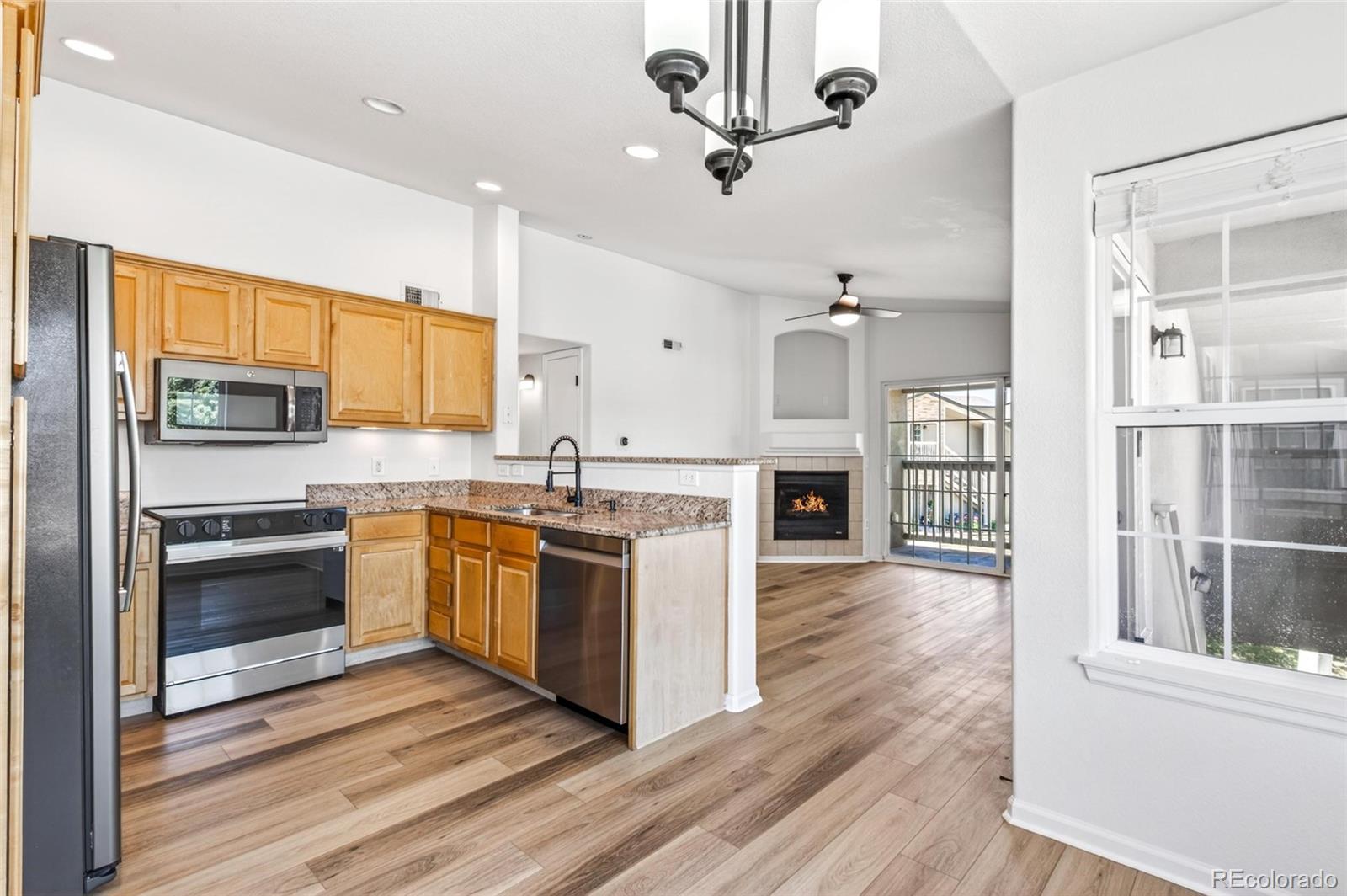 1414 s galena way, Denver sold home. Closed on 2026-07-17 for $300,000.