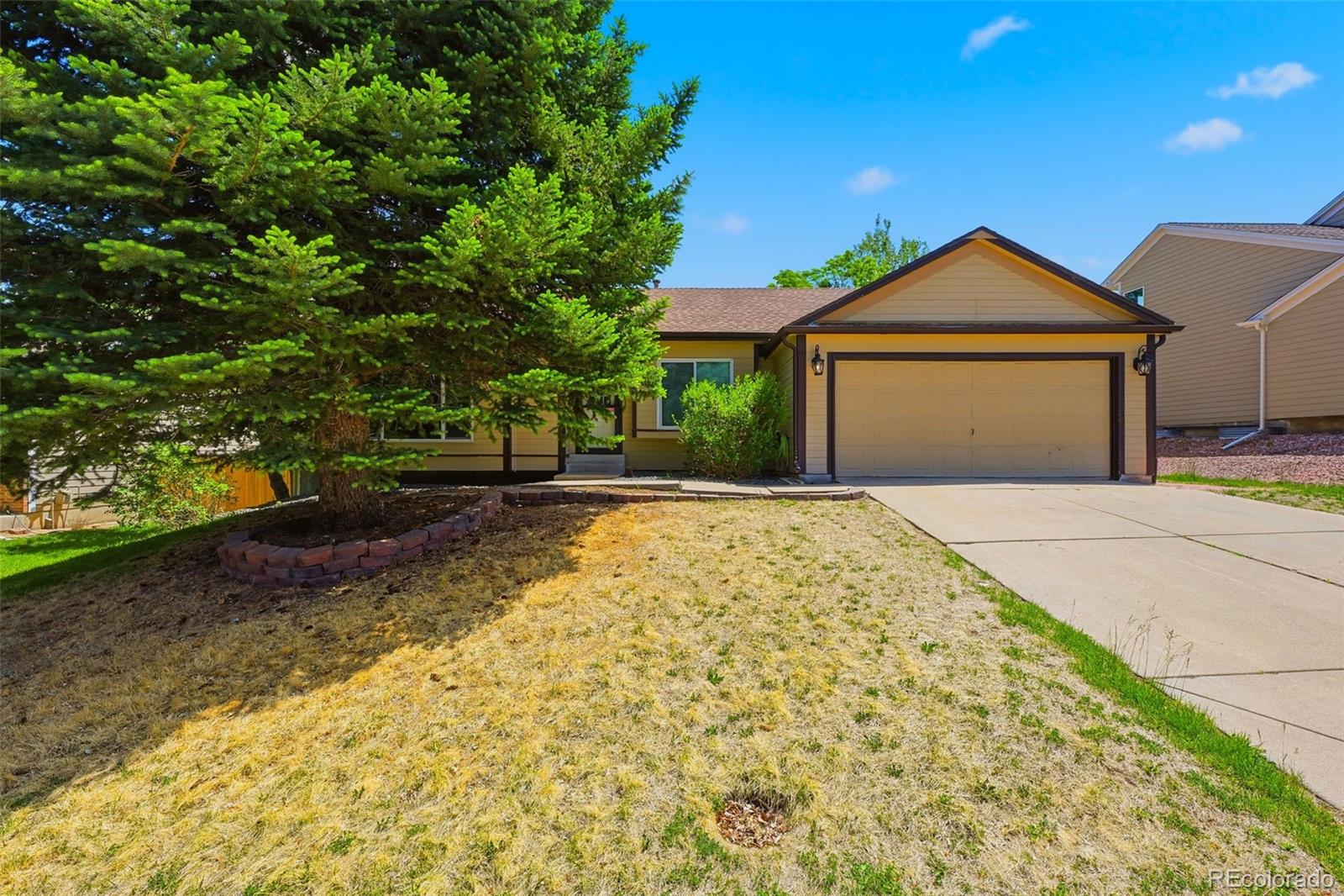  Centennial Home | MLS #: 88479275800 S Quatar Circle, Centennial Beds: 4 Baths: 2 Price: $499,900