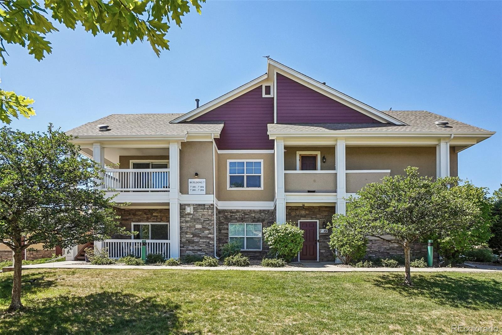 Lowry Denver Condo / Townhome | MLS #: 46926298200 E 8th Avenue 7103, Denver Beds: 2 Baths: 2 Price: $355,000