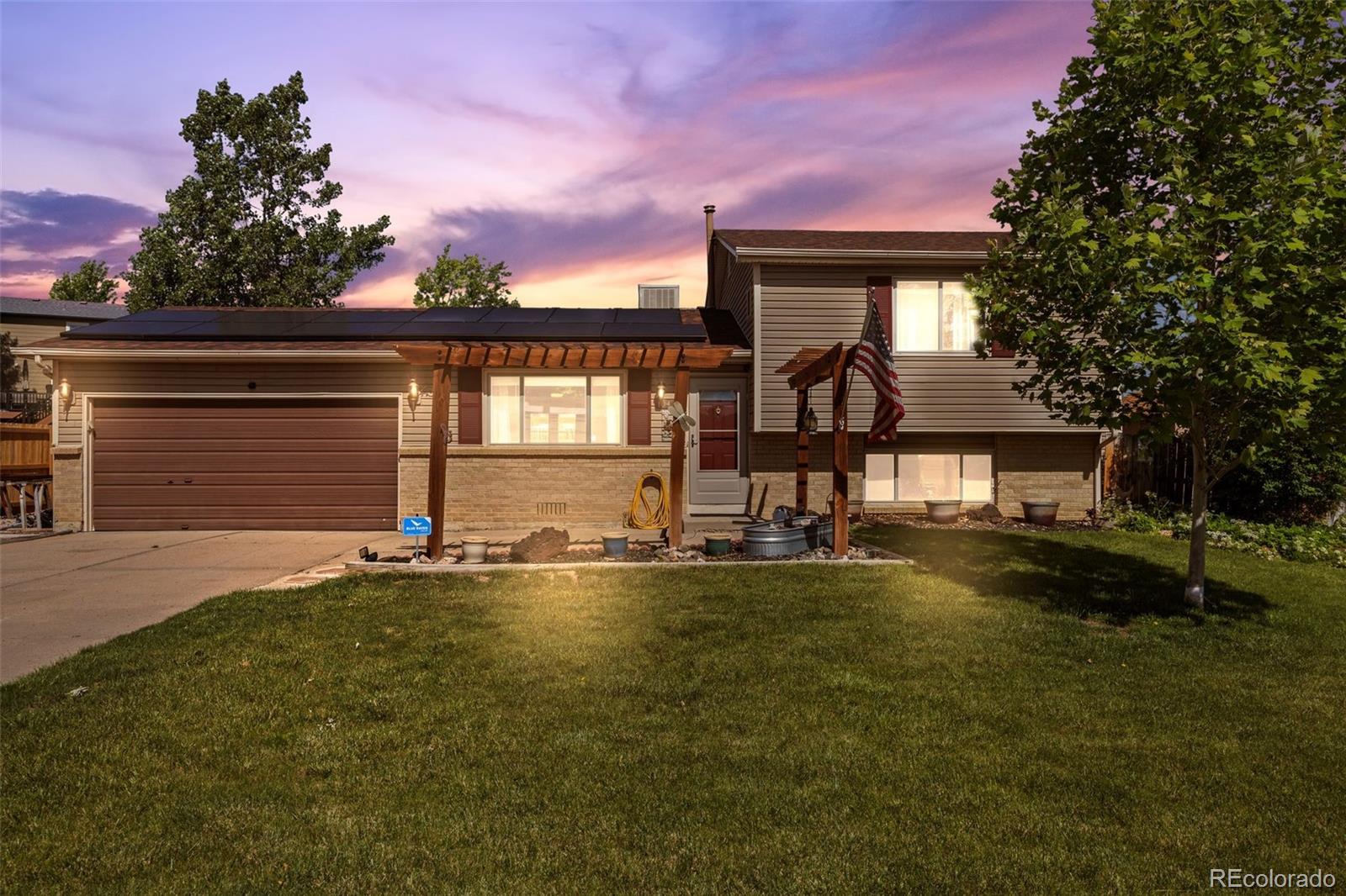  Broomfield Home | MLS #: 494385710429  Owens Circle, Broomfield Beds: 3 Baths: 2 Price: $500,000