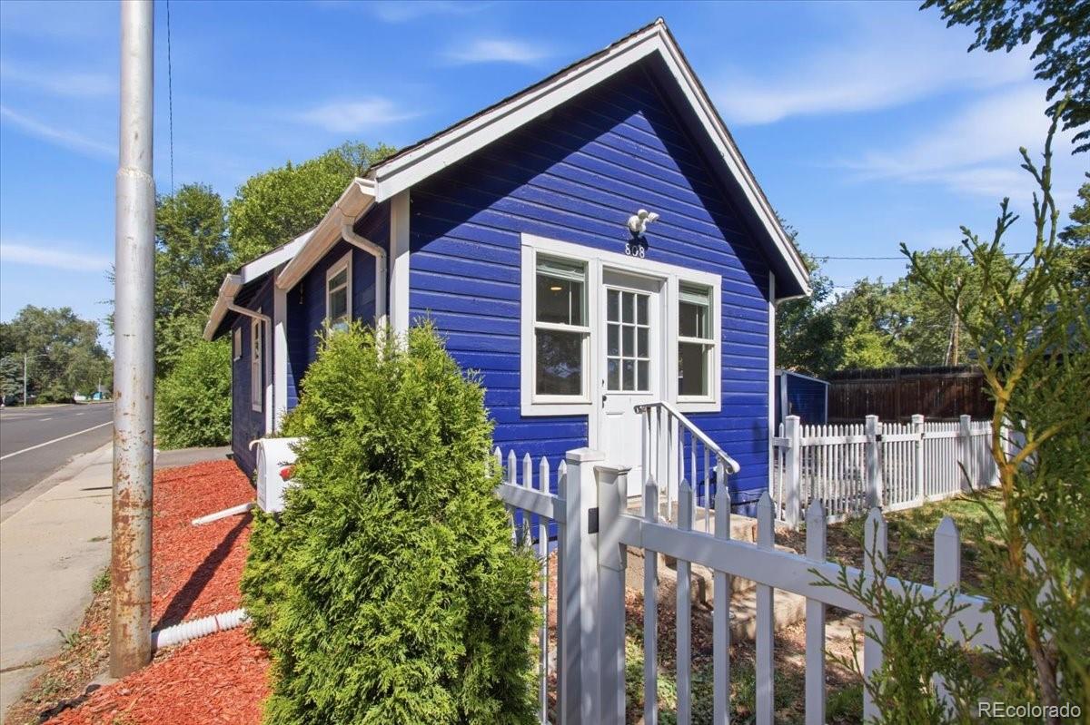  Longmont Home | MLS #: 2297012808  9th Avenue, Longmont Beds: 1 Baths: 1 Price: $299,000
