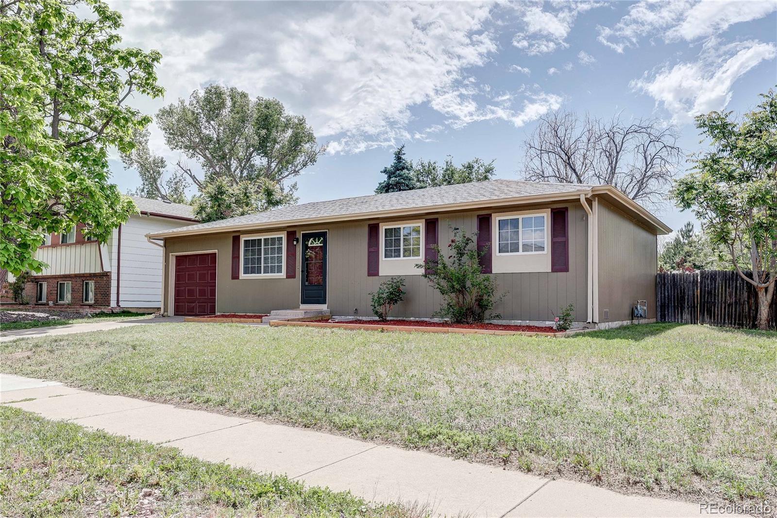 Queensborough Aurora Home | MLS #: 3871789751 S Moline Street, Aurora Beds: 3 Baths: 2 Price: $365,000