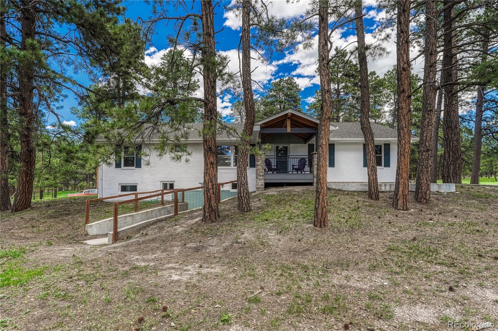  Elizabeth Home | MLS #: 43466184649  Flicker Trail, Elizabeth Beds: 5 Baths: 3 Price: $824,997