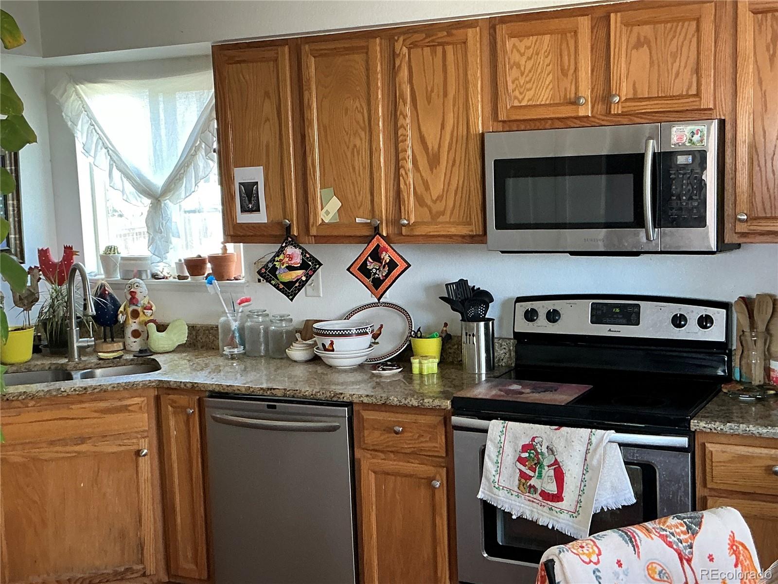 35 dickson st , Keenesburg sold home. Closed on 2026-07-21 for $375,000.