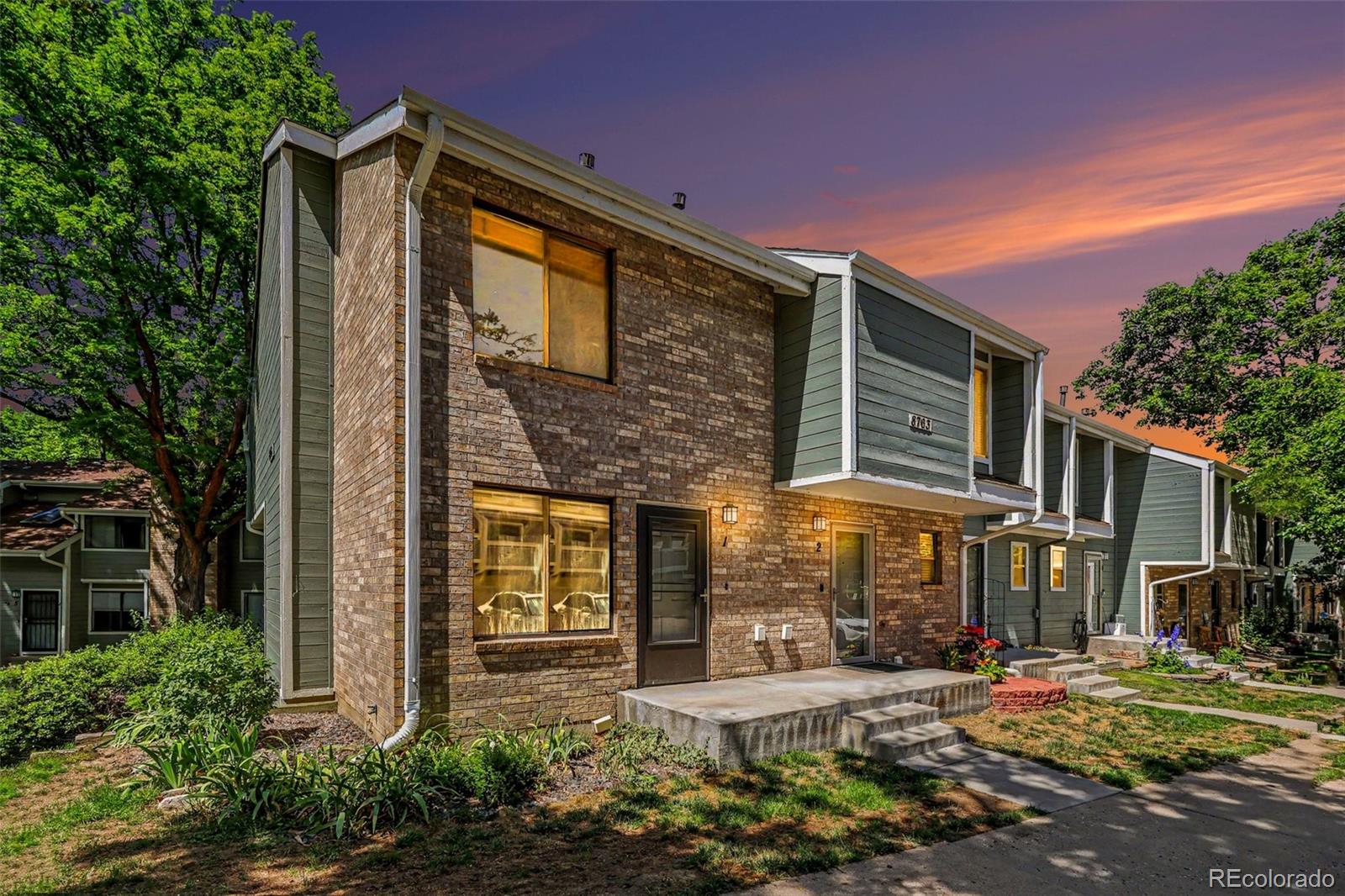 Silver Valley Lakewood Condo / Townhome | MLS #: 46724888763 W Cornell Avenue 1, Lakewood Beds: 3 Baths: 4 Price: $350,000