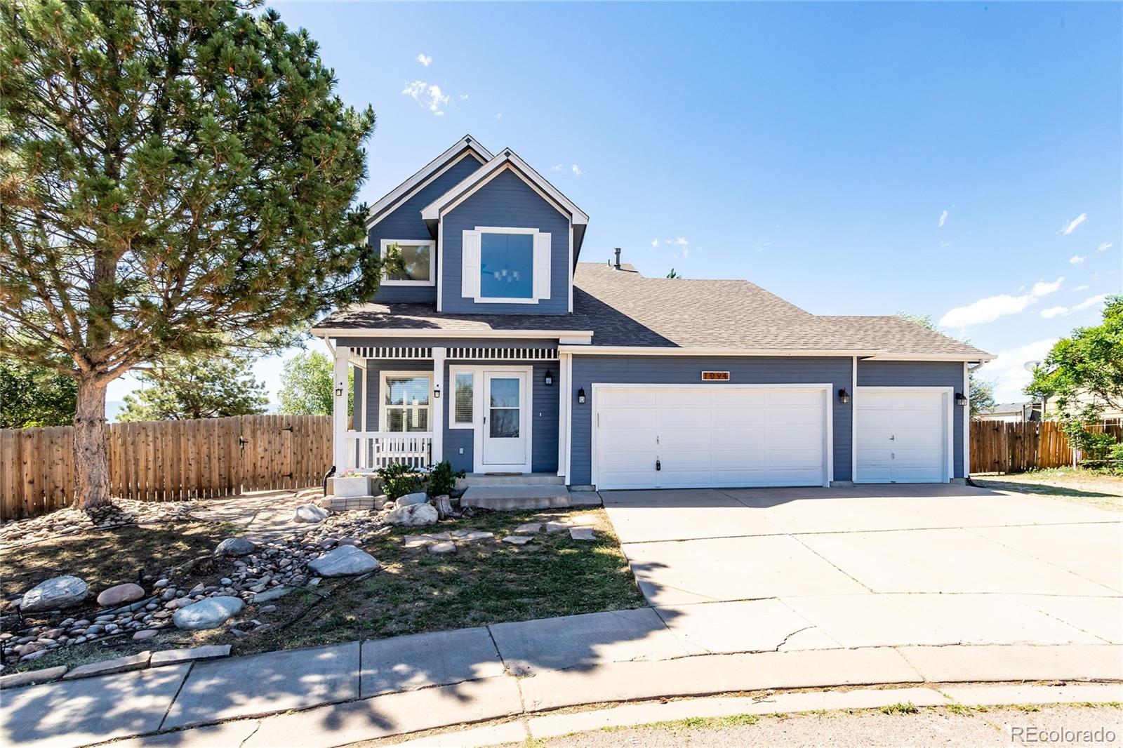  Fountain Home | MLS #: 77053201094  Swayback Drive, Fountain Beds: 5 Baths: 4 Price: $440,000