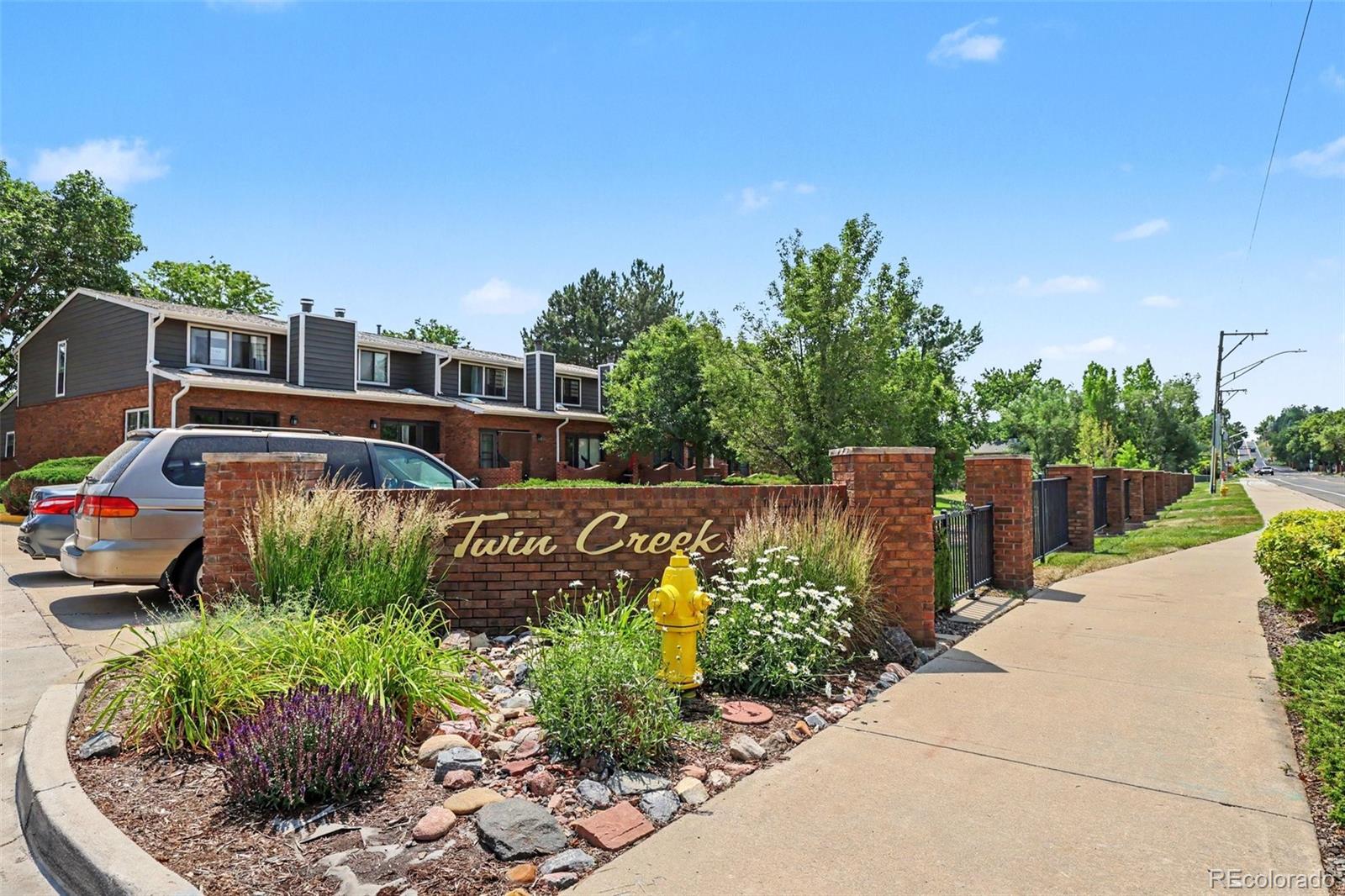  Arvada Condo / Townhome | MLS #: 741805911570 W 70th Place A, Arvada Beds: 3 Baths: 3 Price: $385,000