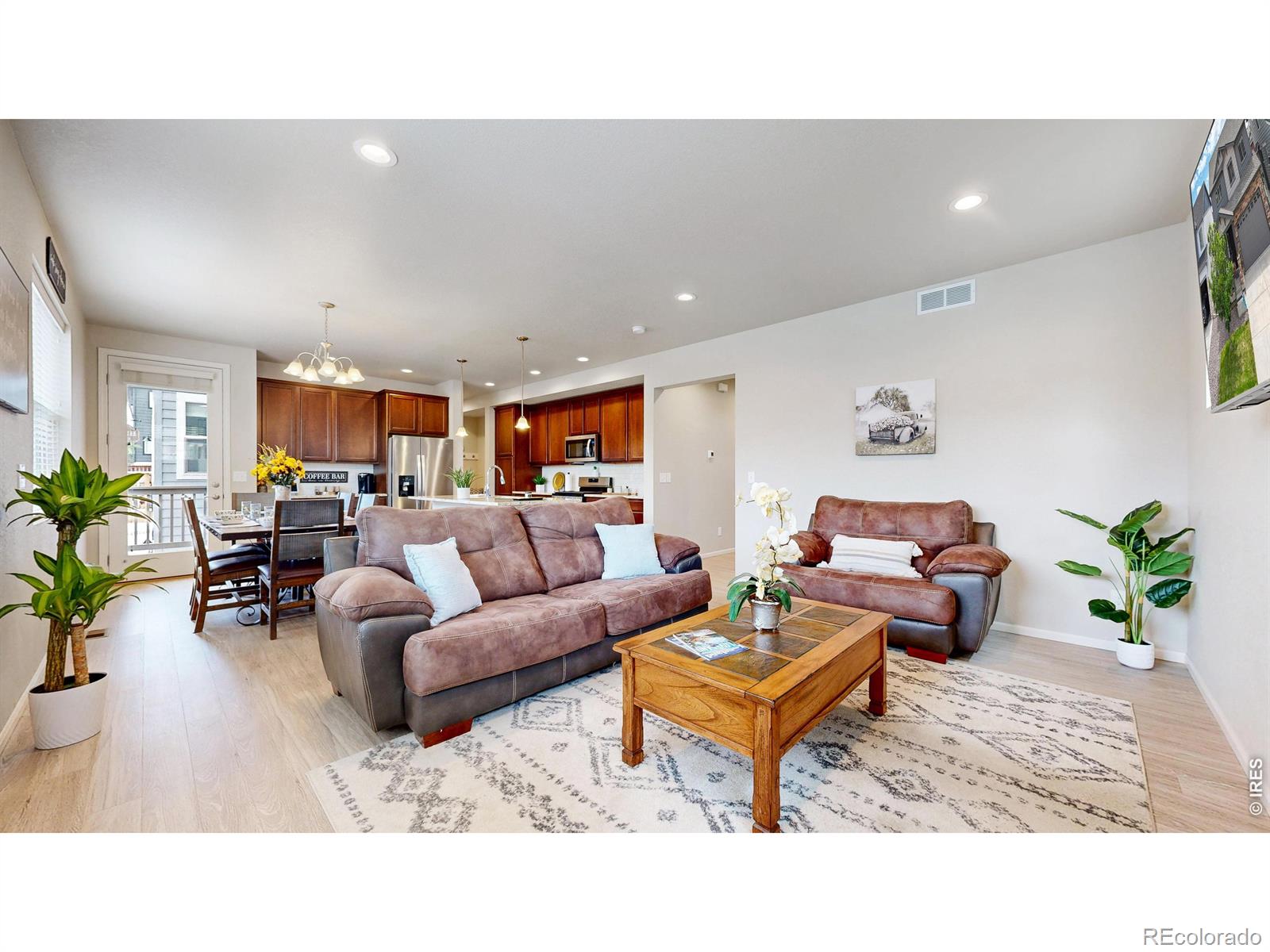 Mariana Butte Loveland Home | MLS #: 4567891061472138 N Pamela Drive, Loveland Beds: 3 Baths: 3 Price: $550,000