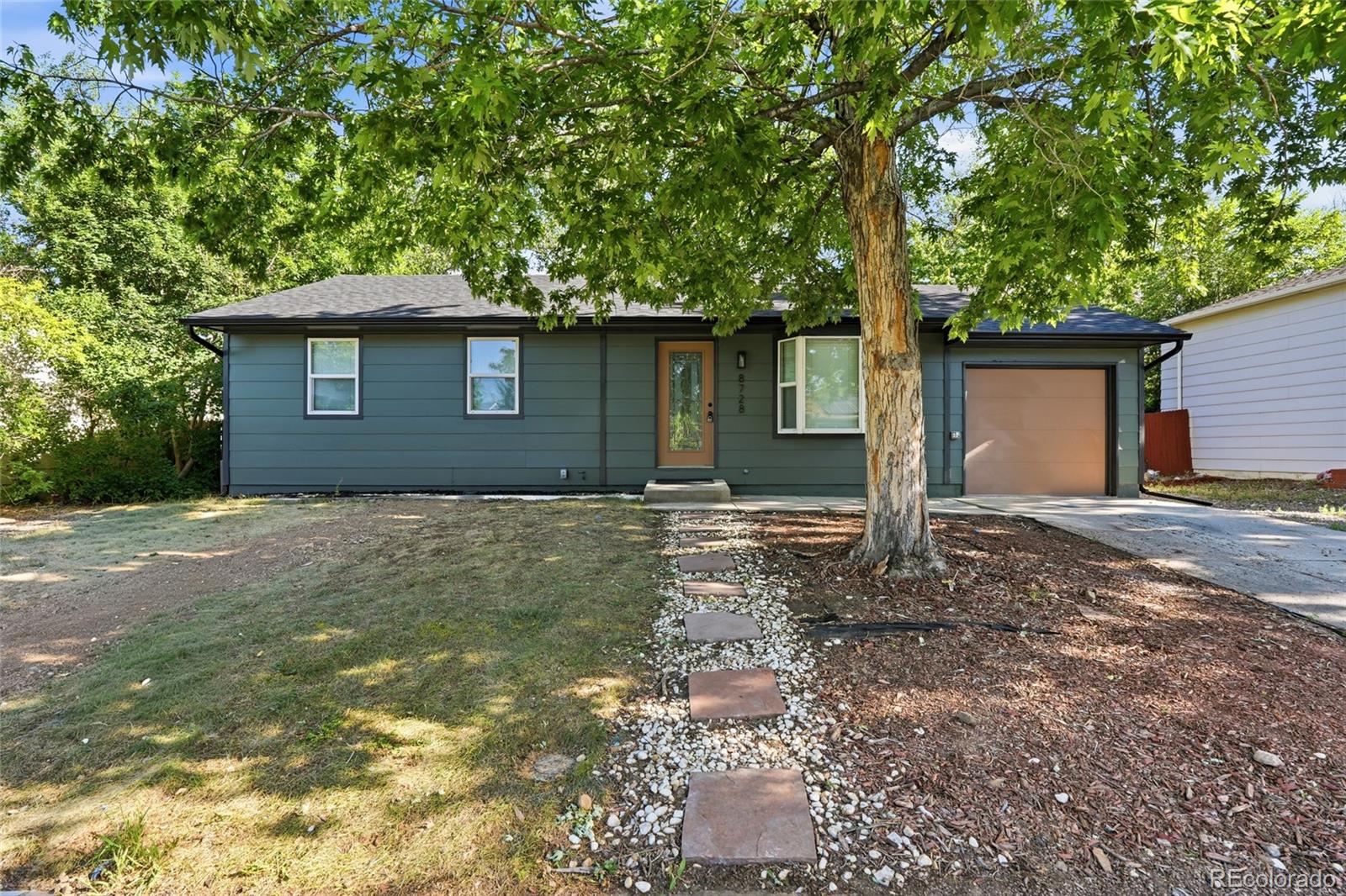 Westborough Lakewood Home | MLS #: 28370758728 W Floyd Drive, Lakewood Beds: 3 Baths: 2 Price: $520,000