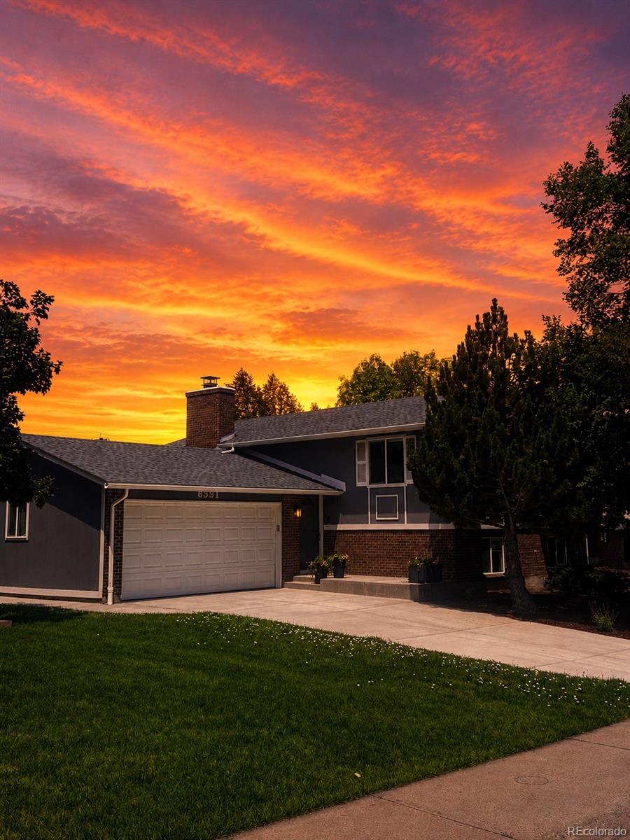  Littleton Home | MLS #: 45923006551 S Albion Way, Littleton Beds: 4 Baths: 3 Price: $639,900