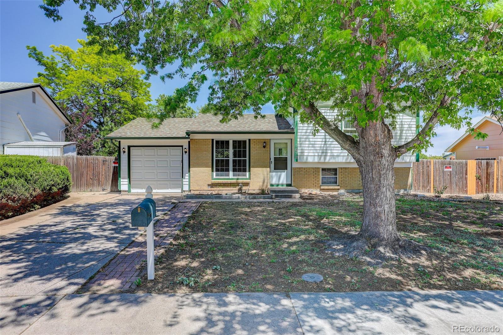 Aurora Highlands Aurora Home | MLS #: 93086731672 S Rifle Street, Aurora Beds: 3 Baths: 2 Price: $415,000