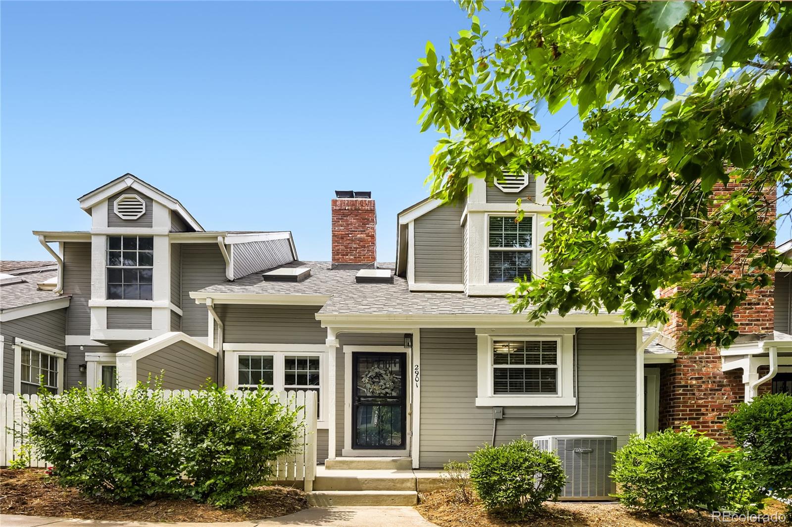  Littleton Home | MLS #: 96180812901 W Long Drive, Littleton Beds: 3 Baths: 3 Price: $545,000