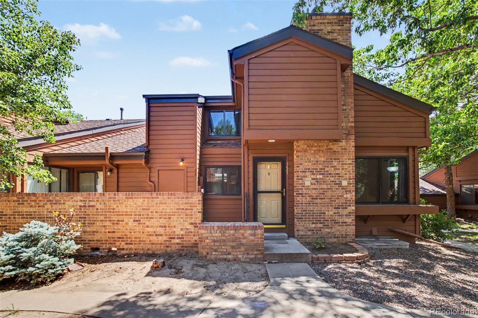 Plat Denver Home | MLS #: 59060632685 S Dayton Way, Denver Beds: 3 Baths: 2 Price: $380,000