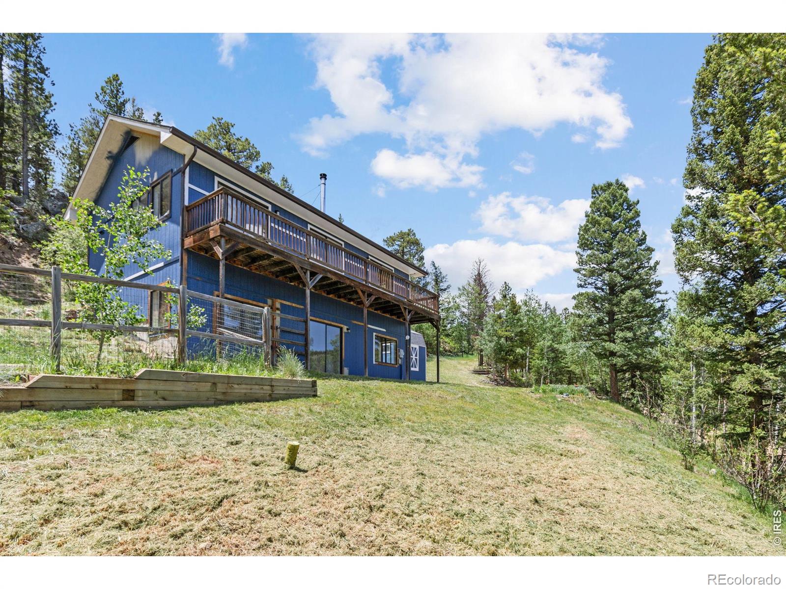 277 hummer drive, Nederland sold home. Closed on 2026-08-03 for $450,000.