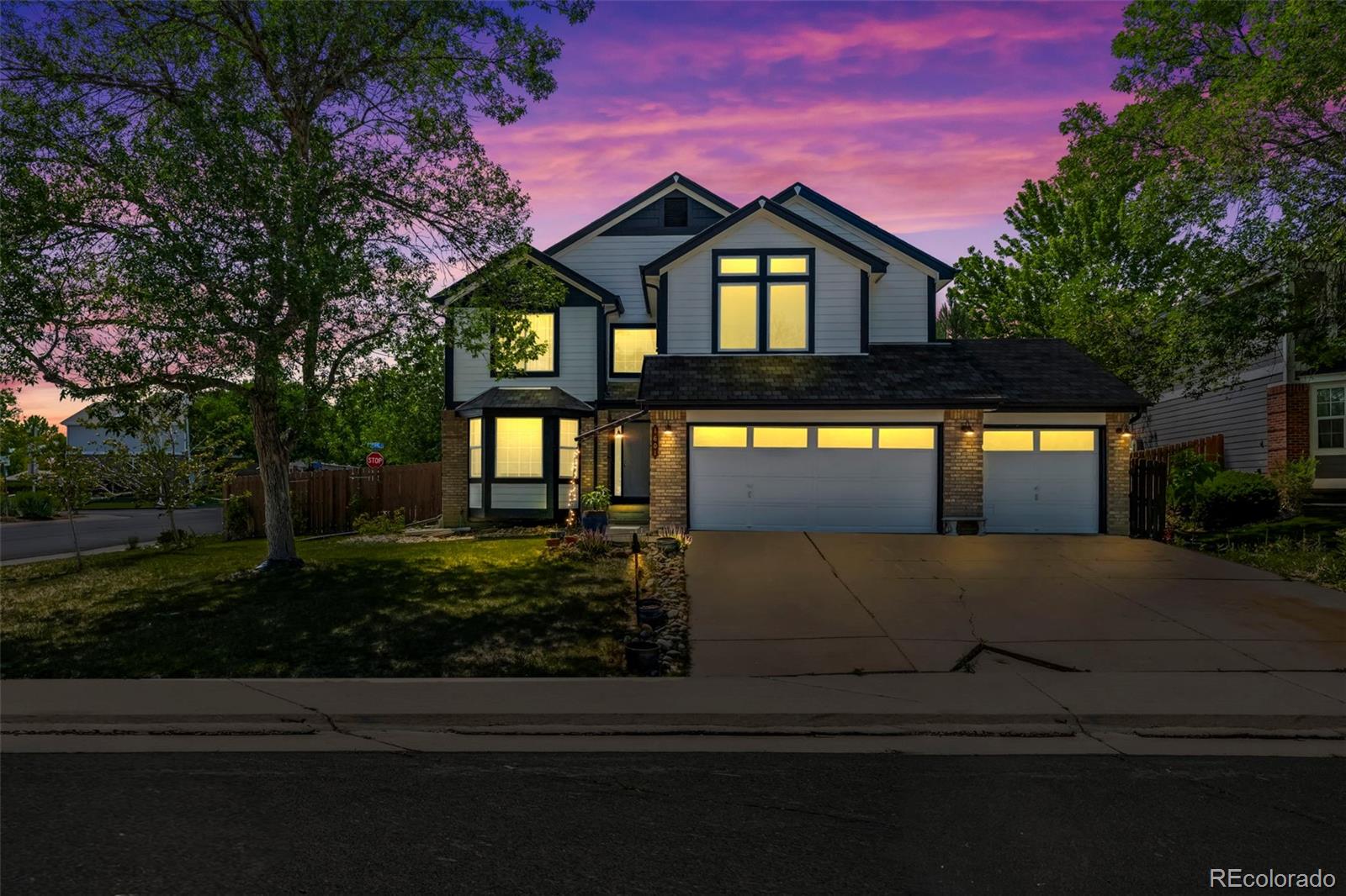  Broomfield Home | MLS #: 16042731601  Jade Court, Broomfield Beds: 4 Baths: 3 Price: $700,000